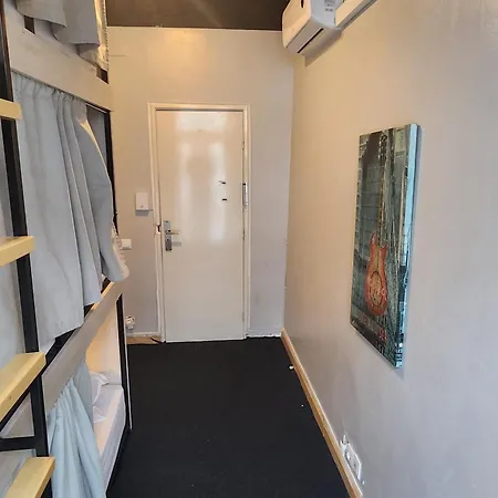 Daora Cost Apartment Lisbon