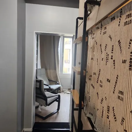 Daora Cost Apartment Lisbon